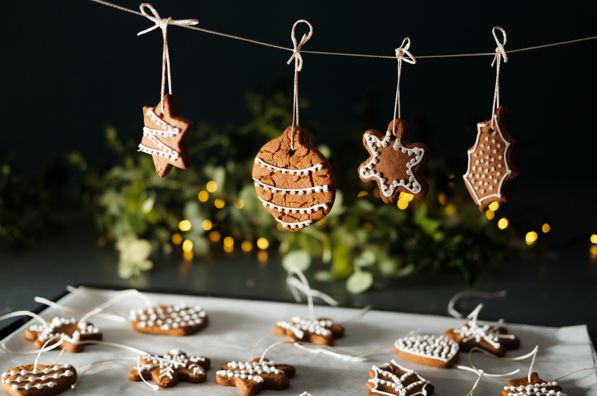 “Gewürzplätzchen” German Spiced Biscuits